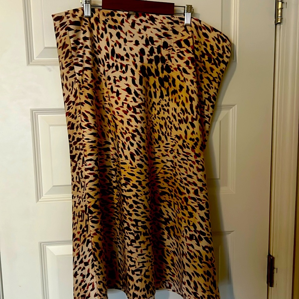Marled leopard print midi skirt